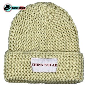 کلاه بزرگسال زمستانی بافت درشت طرح Chinas Star با رنگ های نارنجی کرم طوسی آبی سفید و مشکی و سبز کد KBZBDTCHSBRHNKTASVMVS004